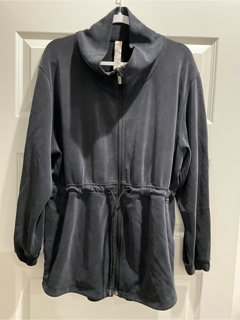lululemon Softstreme Cinch Waist Full Zip Jacket Size 12 Women’s